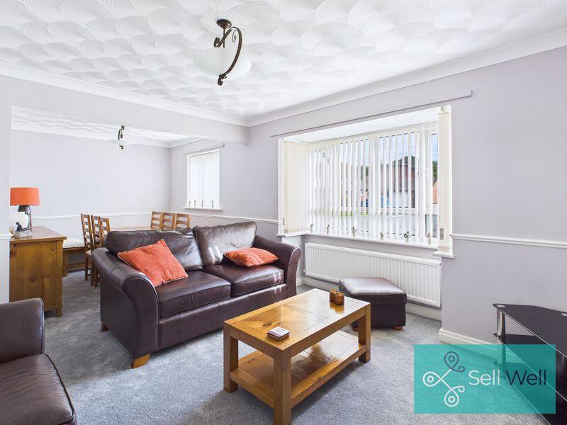 Living/Dining Area