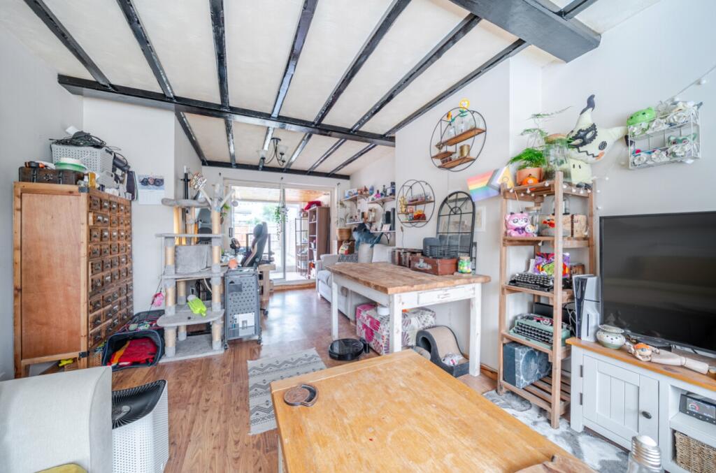 1343694-17-68af90f23b3ae