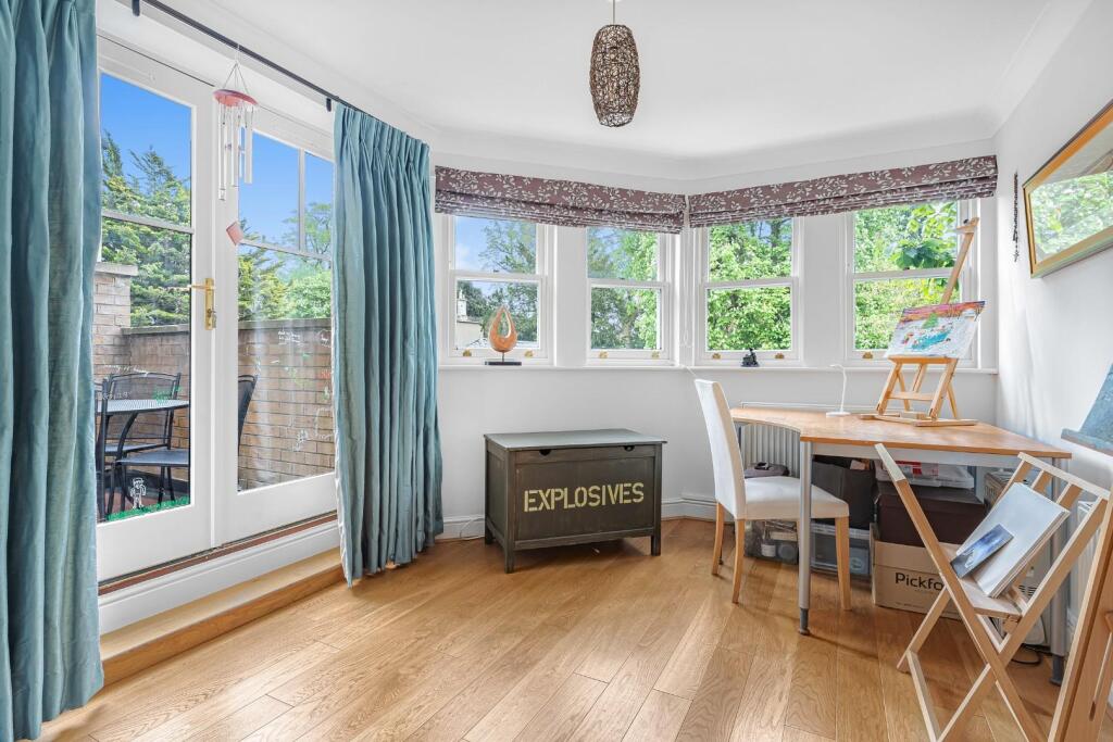 ROOF GARDEN ROOM.jpg