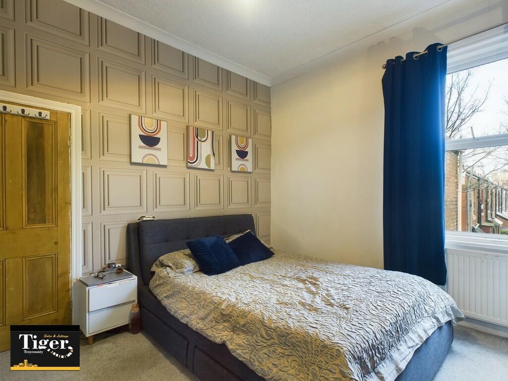 CAM02176G0-PR0176...