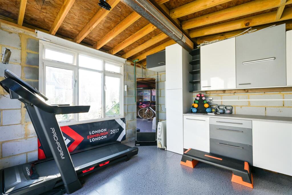 ASHCOMBE TERRACE, 12- (20).jpg