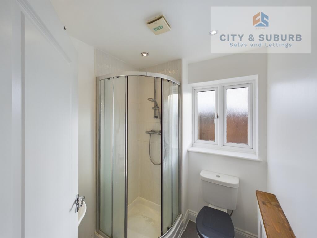 CAM01351G0-PR0058-STILL012