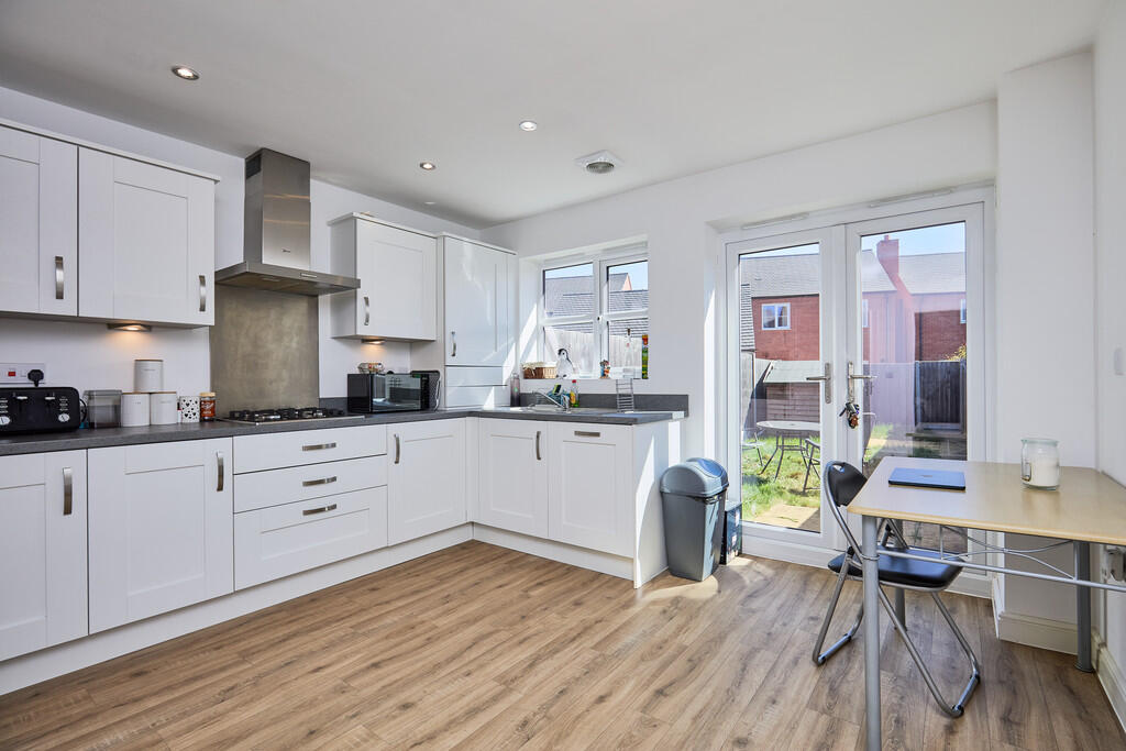 Edward Knight 202...