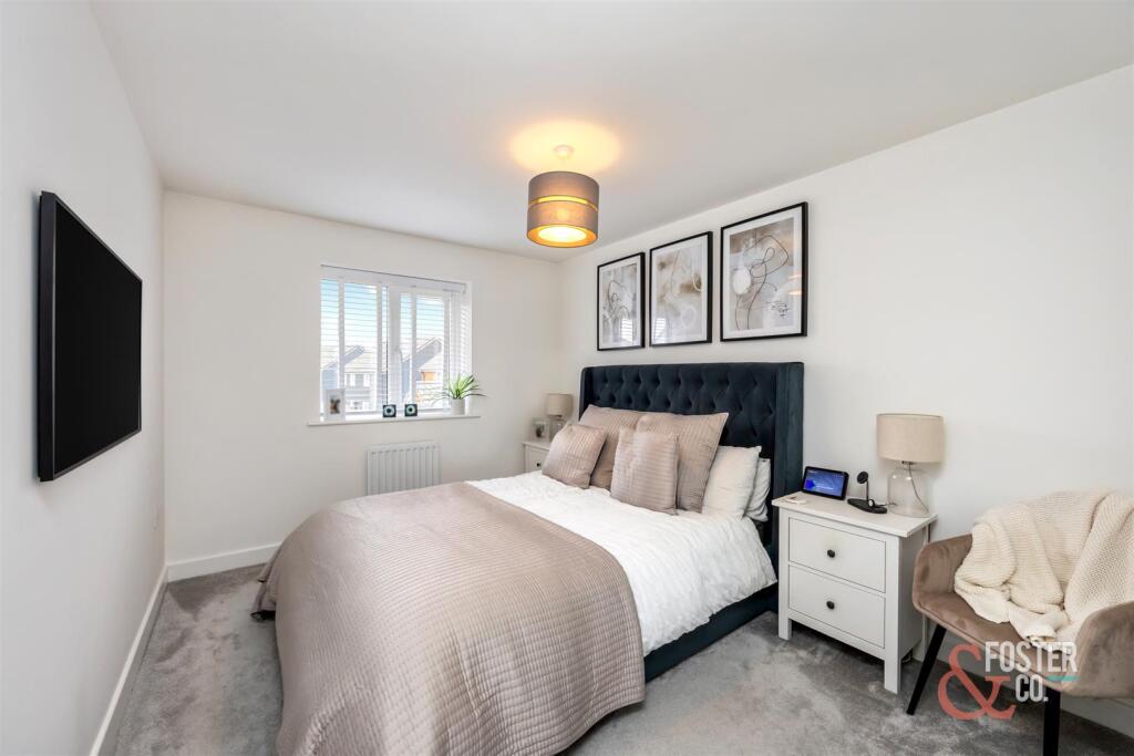 Goldcrest Drive, 67-009.jpg