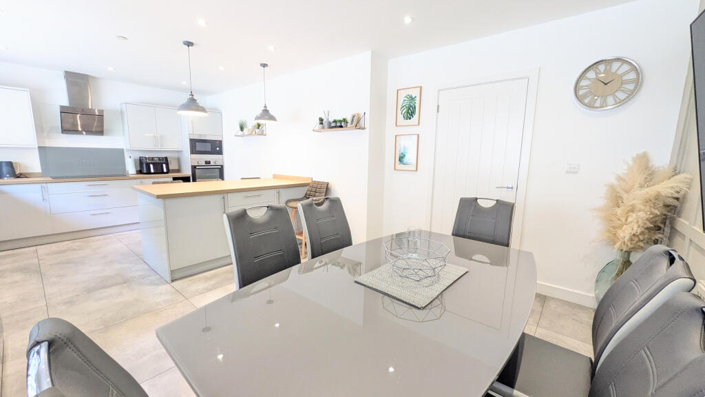 PXL_20250822_130014069~2