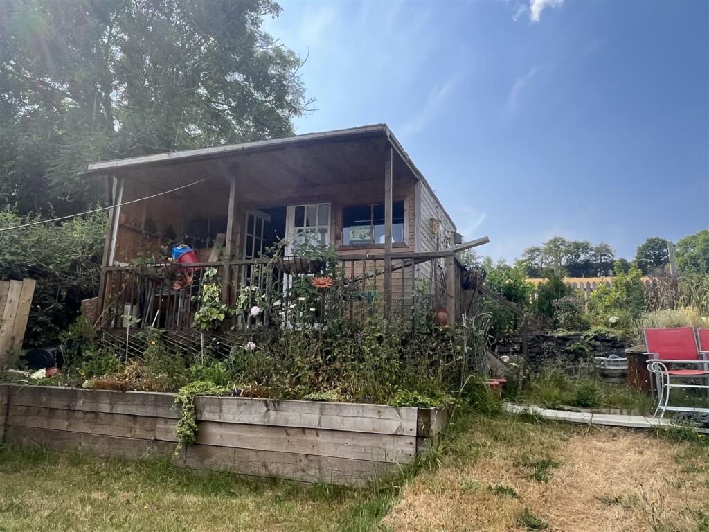 garden1.JPG