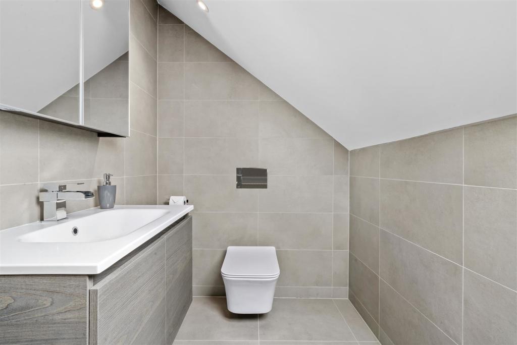 Bath 3.jpg