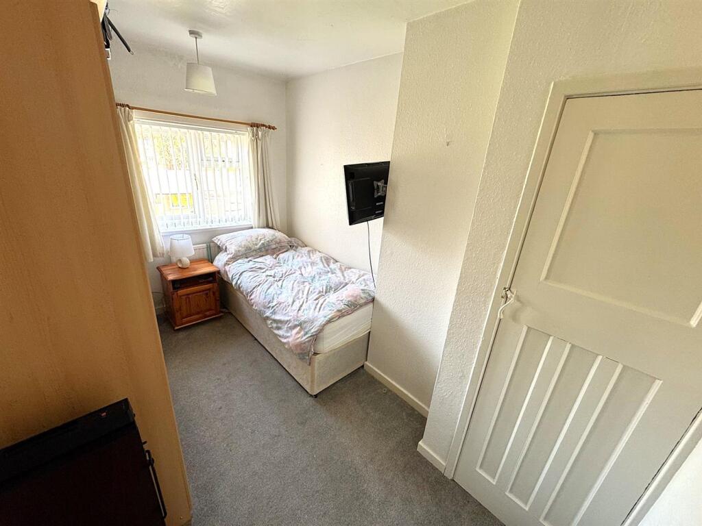 thumbnail_image1 (3).jpg