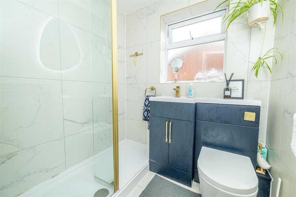 15 Coulter Grove (11).jpg