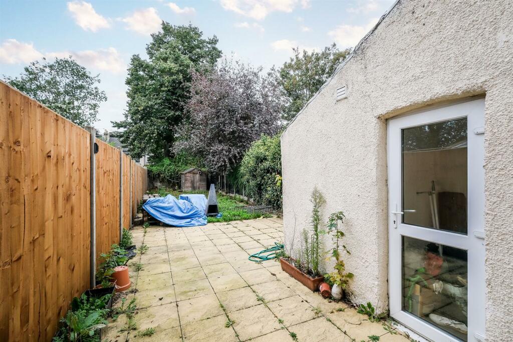 41 Buxton Road-14_web.jpg