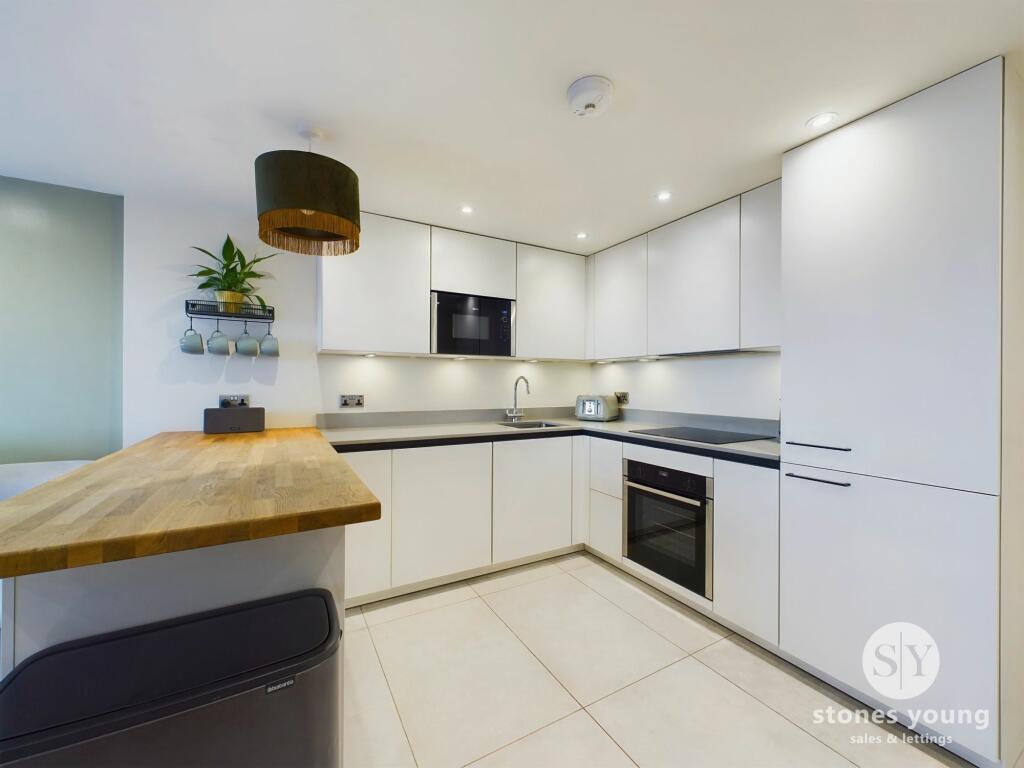 Open Plan Living Dining Kitchen