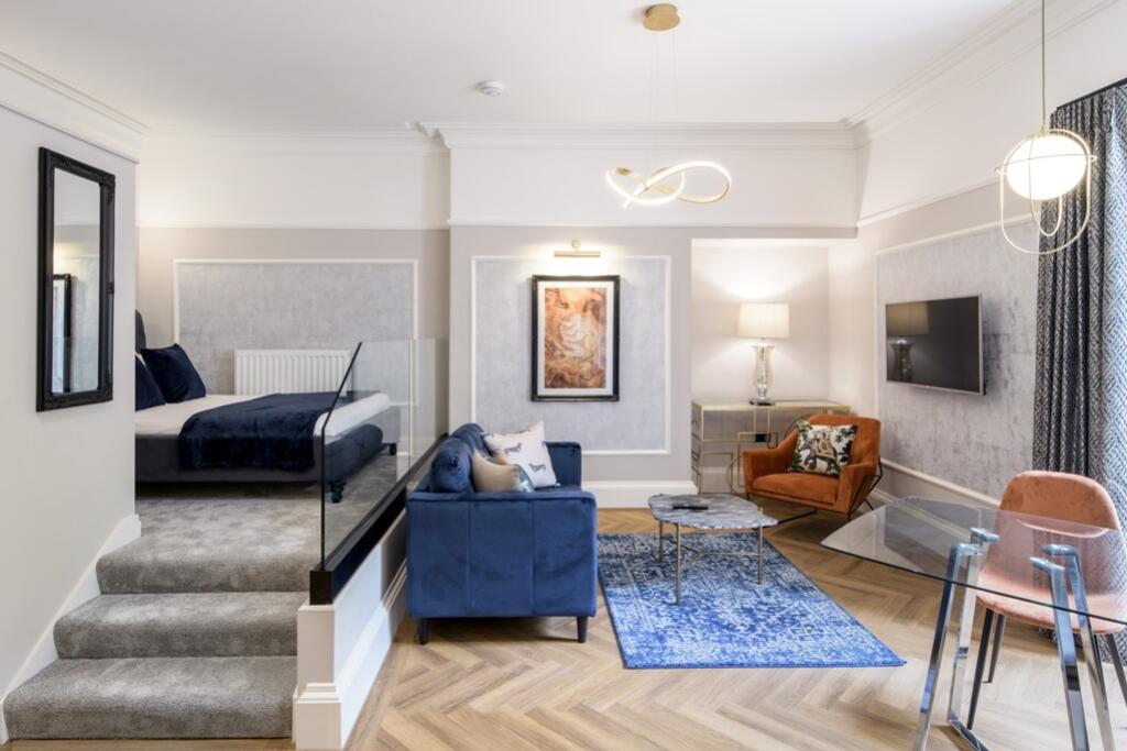 Claremont-House-Jill-Tate-10