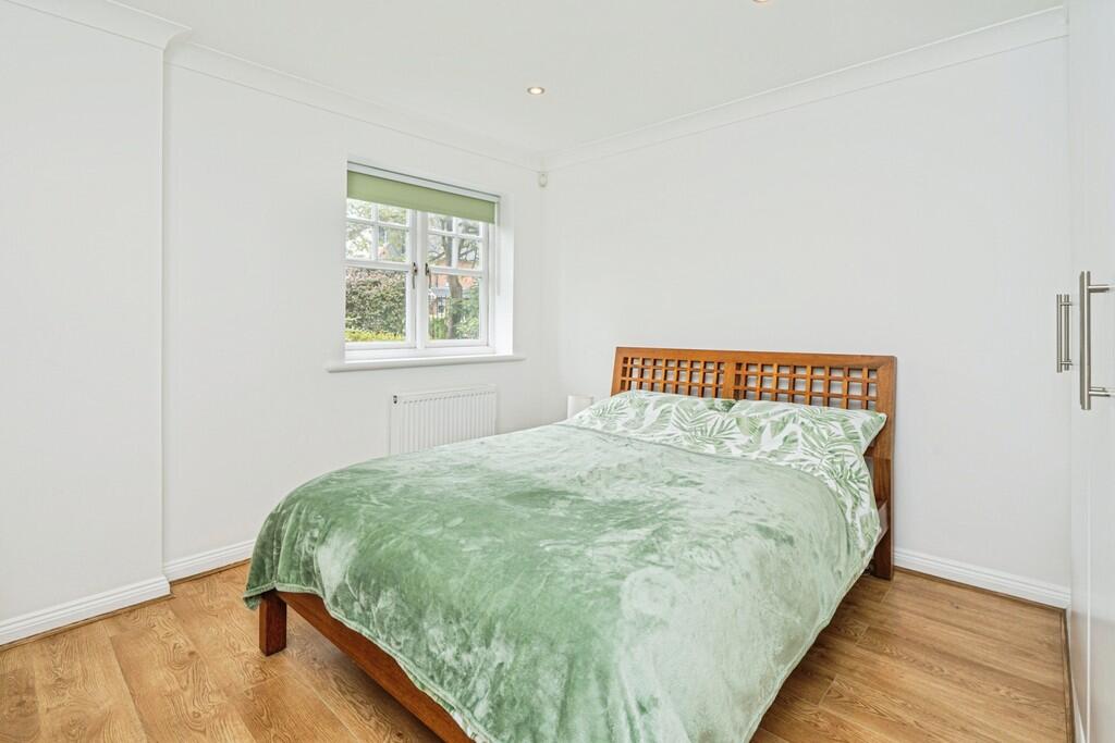 gu216je-fa-dsc036...