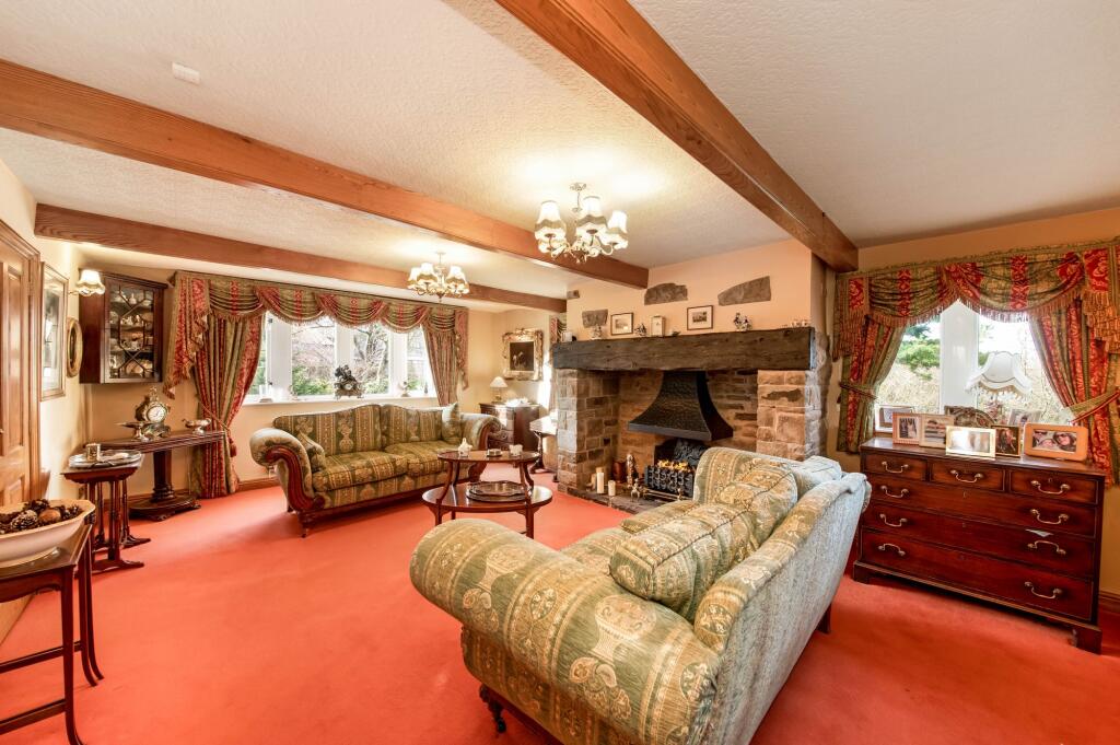 SITTING ROOM