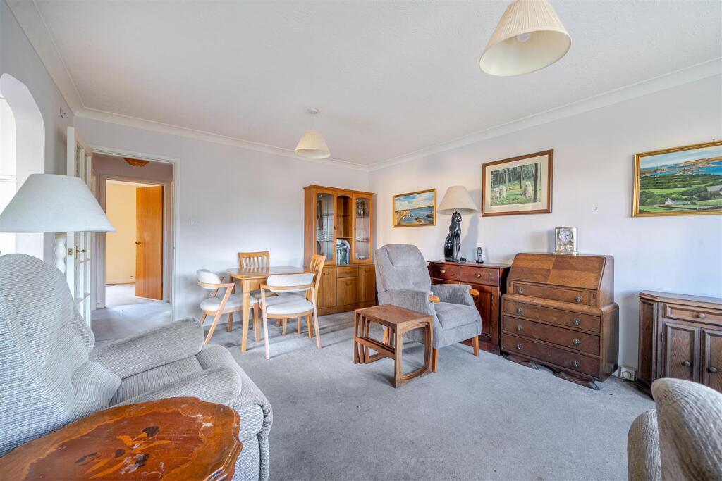 Living / Dining Room