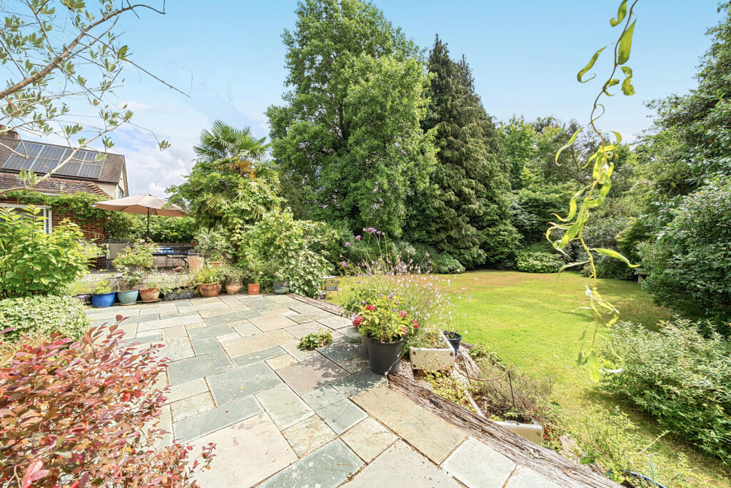 1334210-33-688cd0...