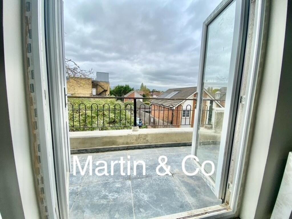 Flat 1 Double Doo...