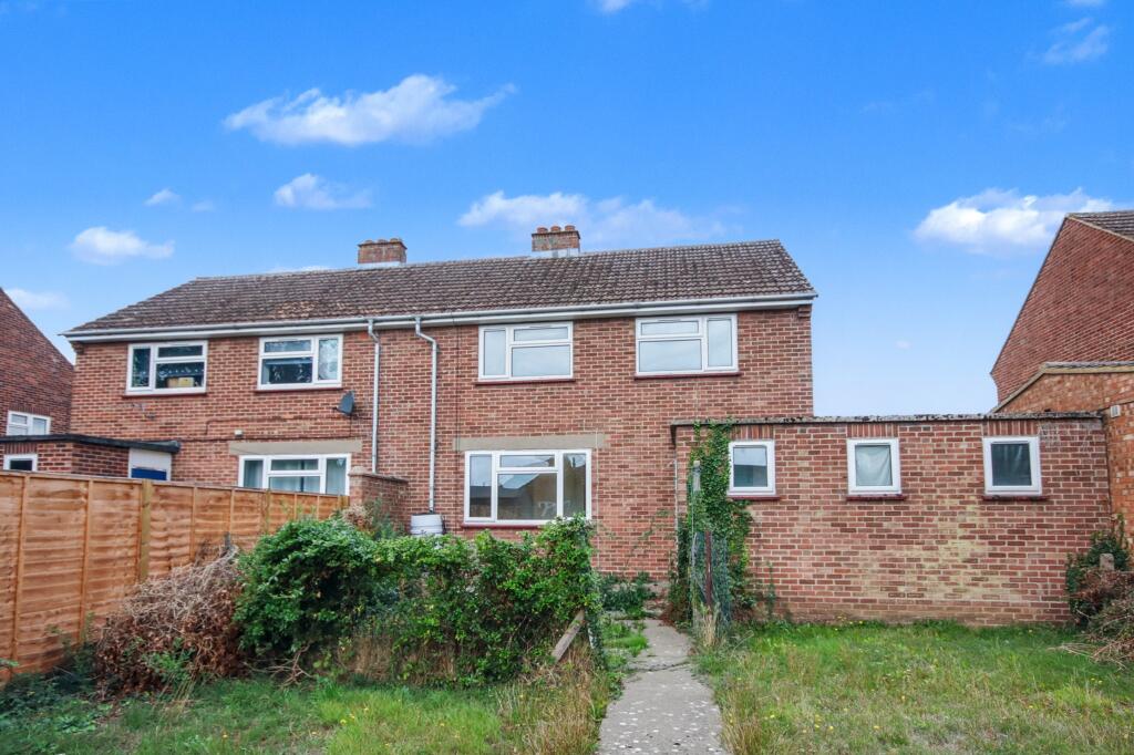 34 Hawthorn Road, St. Neots, Cambridgeshire, PE19 1EY