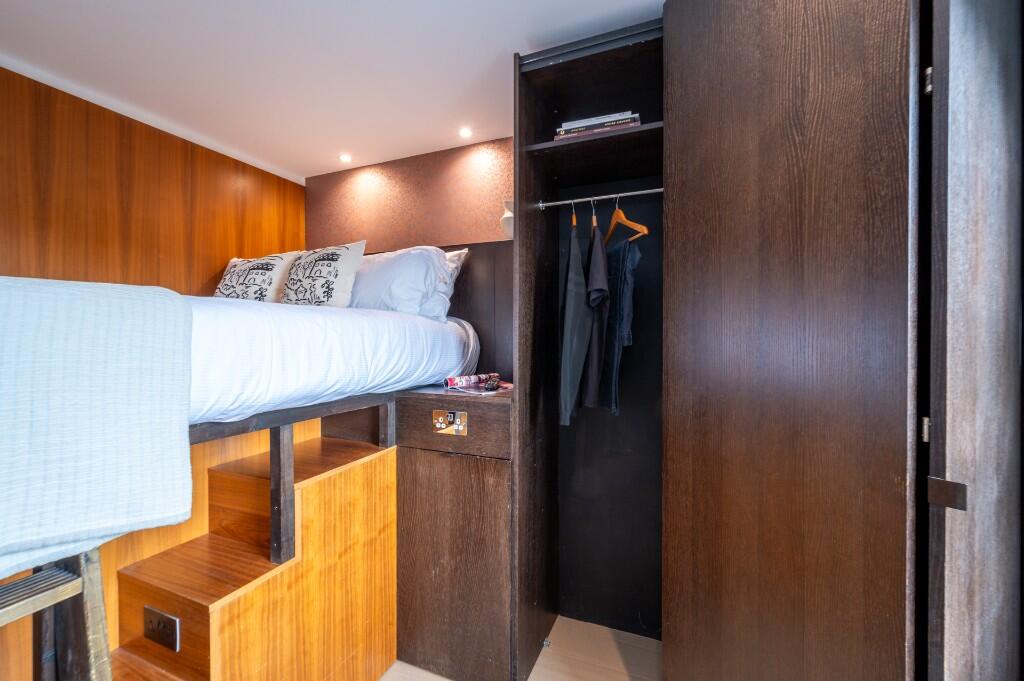 En-suite room