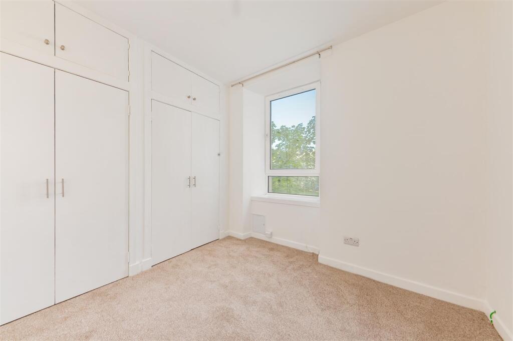 1R 107 Clepington Road Dundee-5.JPG