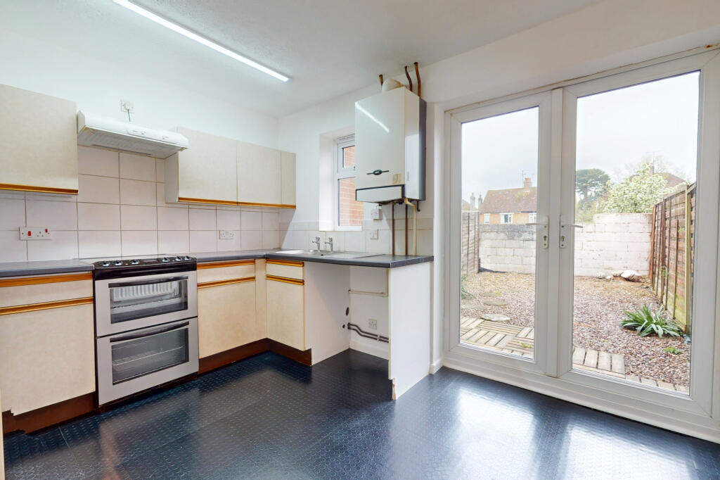 Kitchen / Breakfast Room