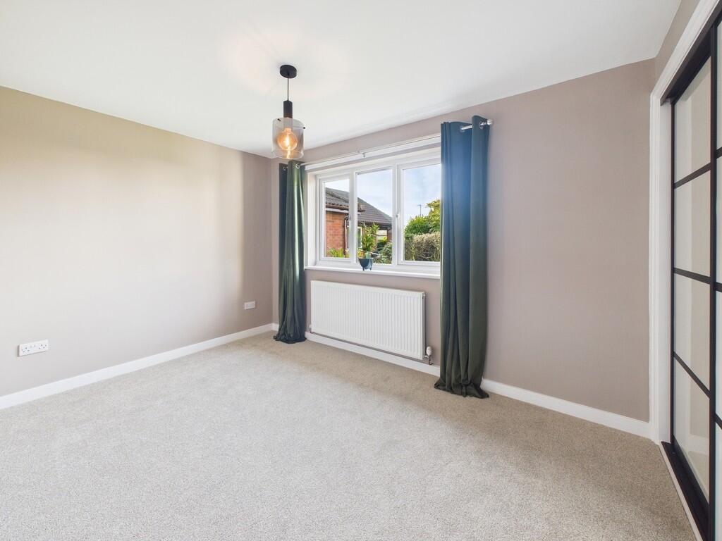 CAM02854G0-PR0325...