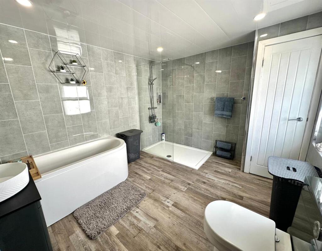 20250903_143941000_iOS 5.jpg