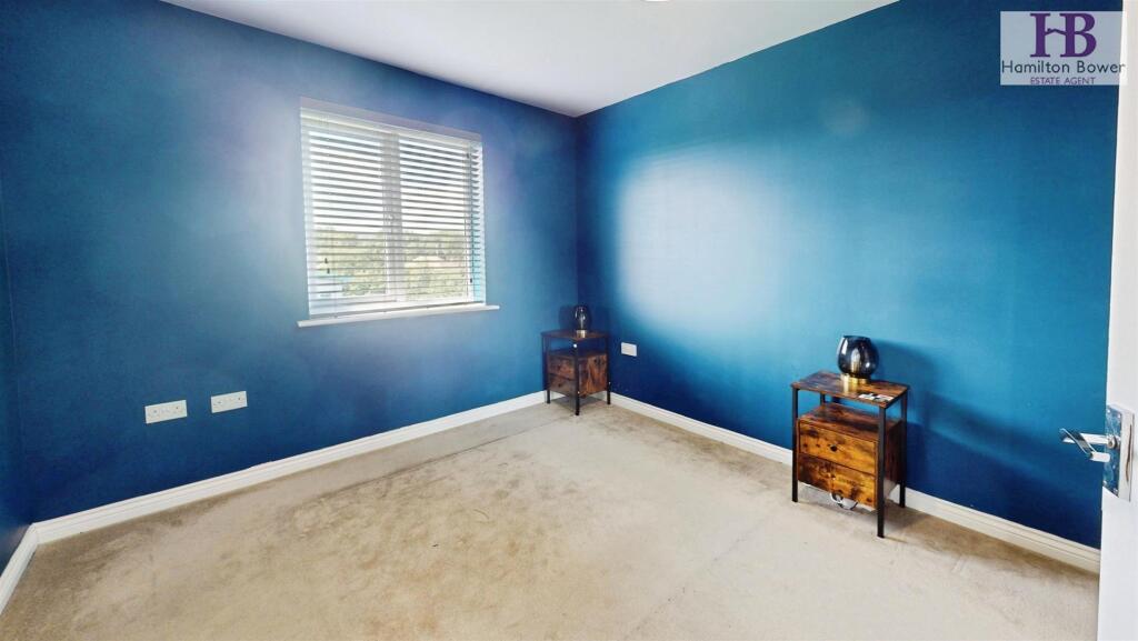 43d1de4c-Newhall-Park-Drive-07162025_145611.jpg