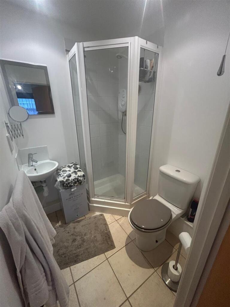 en suite.jpg