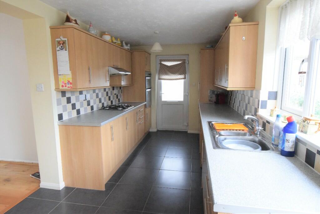 Kitchen (2)