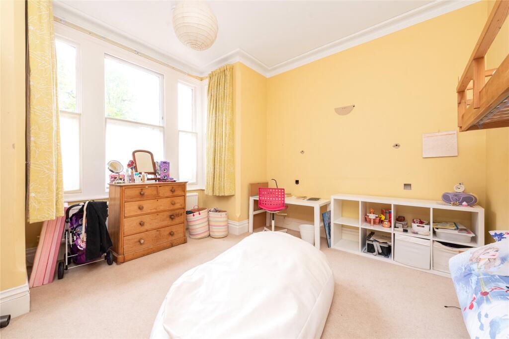 G/F Bed 8