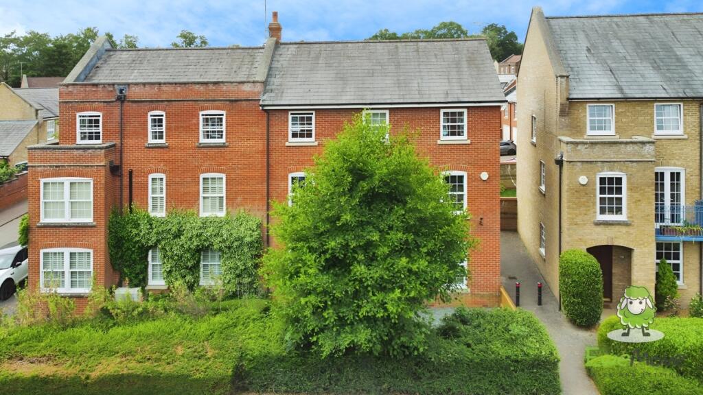  EweMove Basingstoke Estate Agents 17 Gaiger Avenu