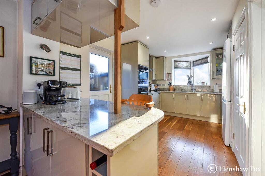 Ph5_5644451 - Copy.jpg