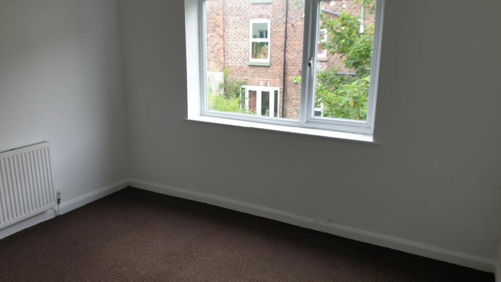 MASTER BEDROOM FLAT 2