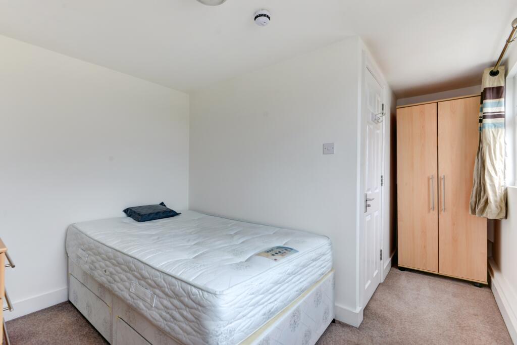 17 Shankin Road Bedroom 6 (2)
