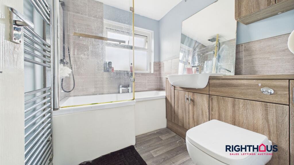 Bathroom/w.c