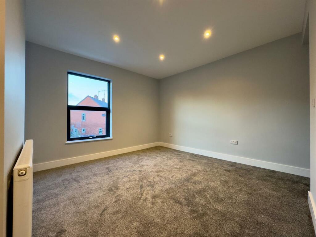 WhatsApp Image 2025-01-10 at 15.03.12 (10).jpeg