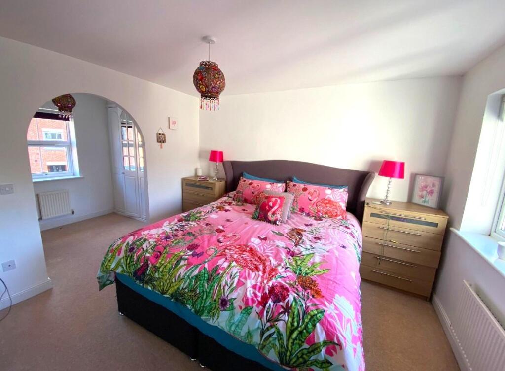 bed 1 c.jpg
