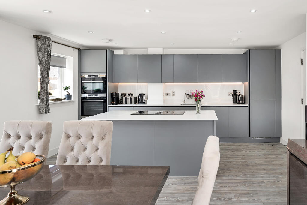 15 Gregory Park South, Cambridge (2)