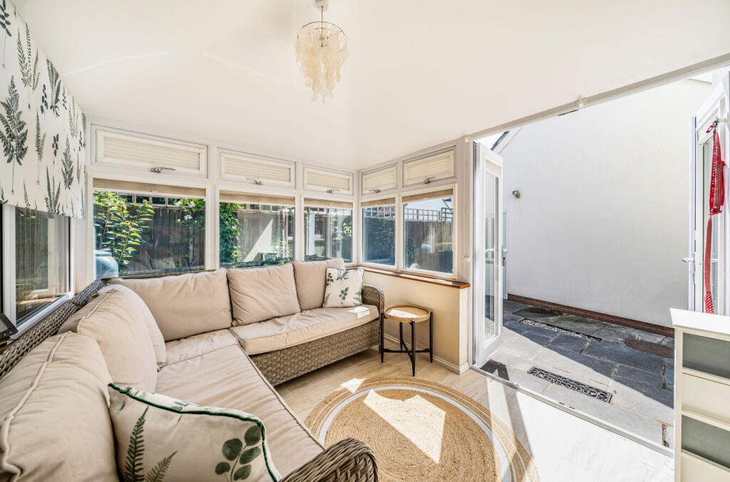 1327212-15-6880f6...