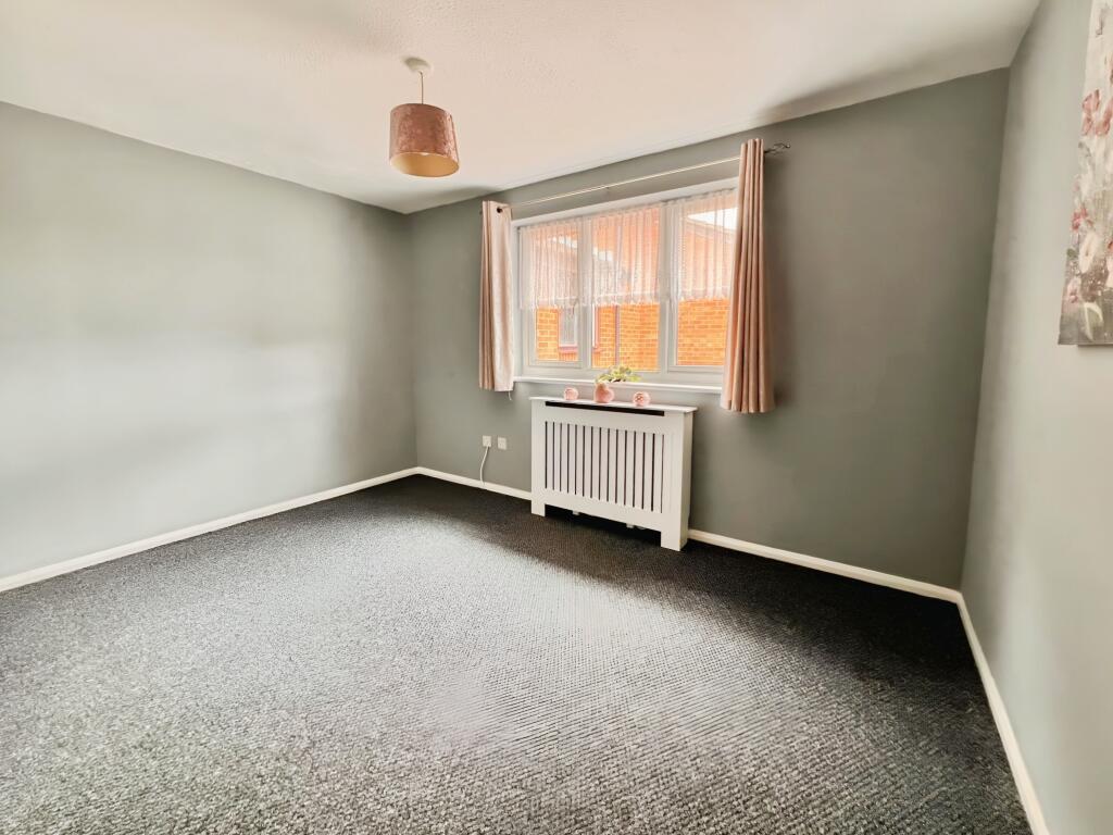 c6ca3db2bedroom4