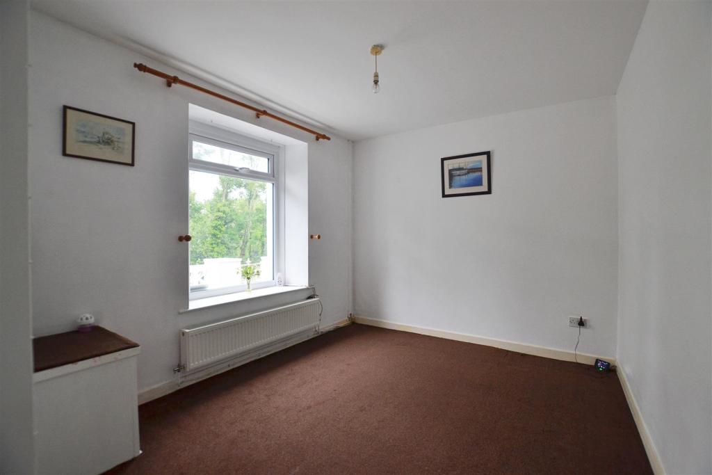 sitting room..JPG