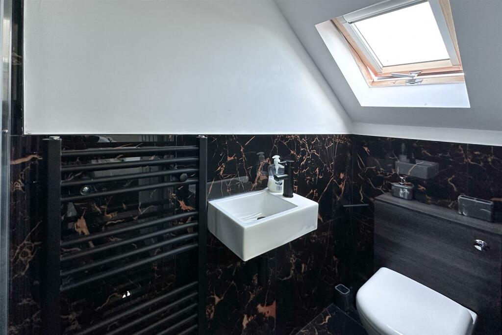 Staycasa Accommodation Manchester Carrill  2024AUG