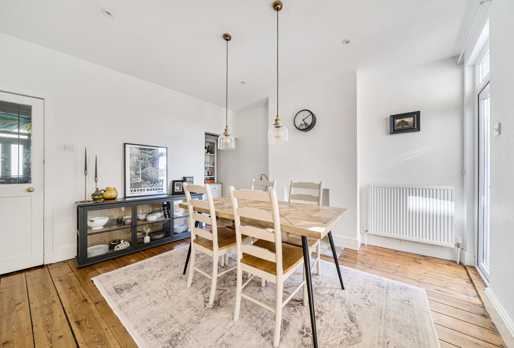 1324067-8-686e9f1...