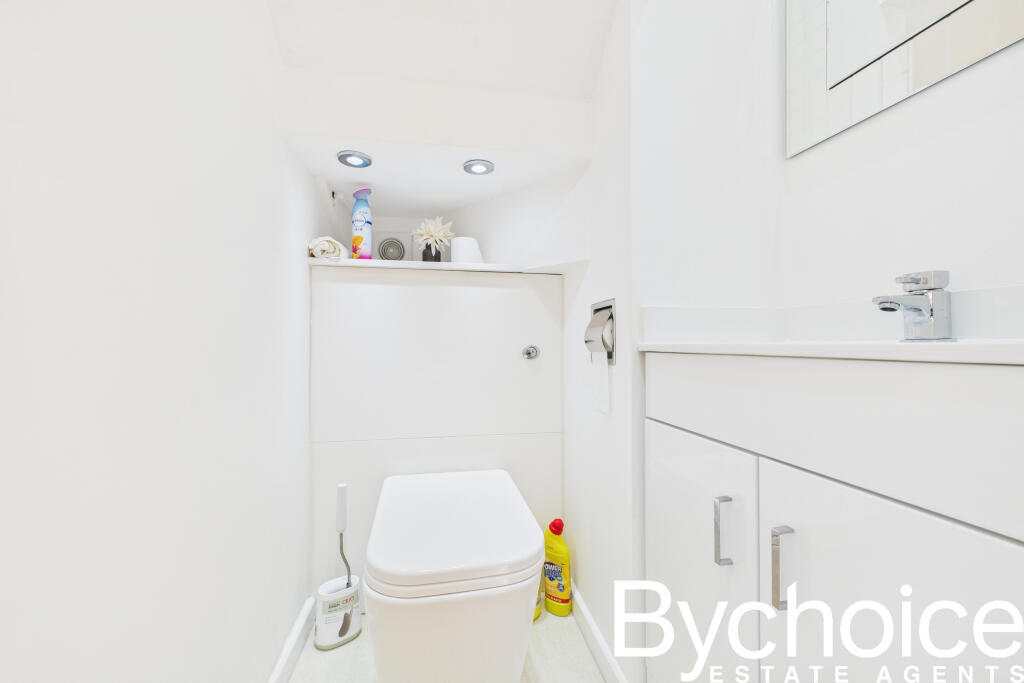 CAM05454G0-PR0069-STILL001