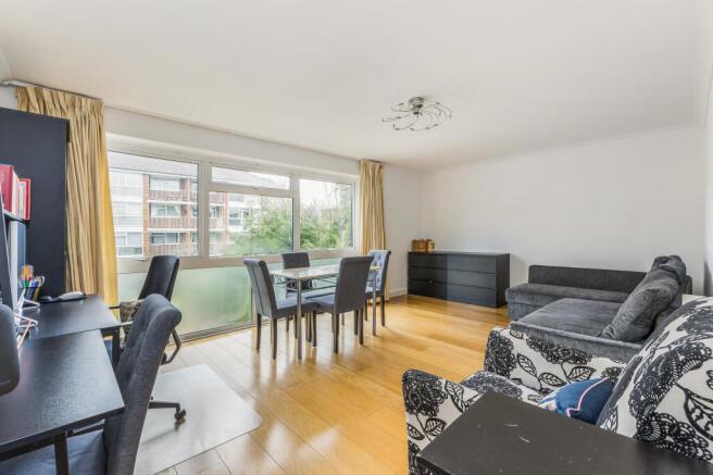 Davidson Frost-Wellings, DFW, Kelmscott Court, Liv