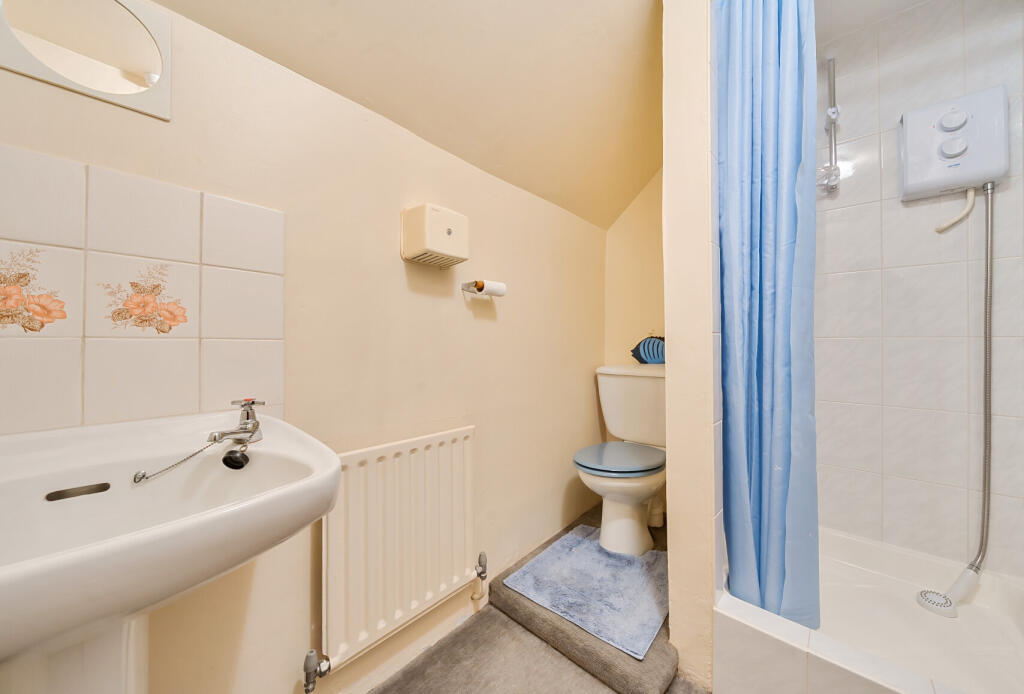 1342336-12-68a5a5...