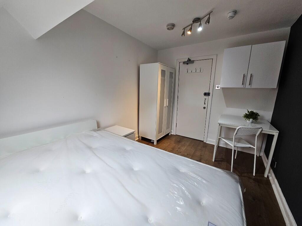 Room 7