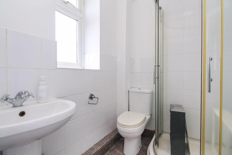 Bedroom One En-Suite