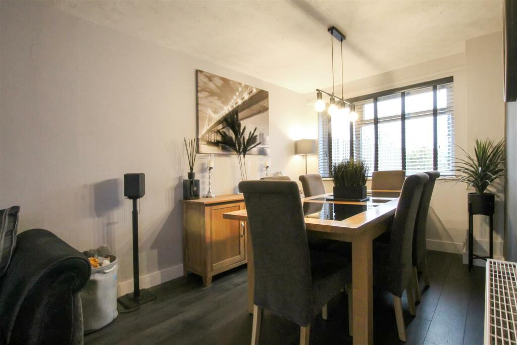 dining-room-2-.jpg